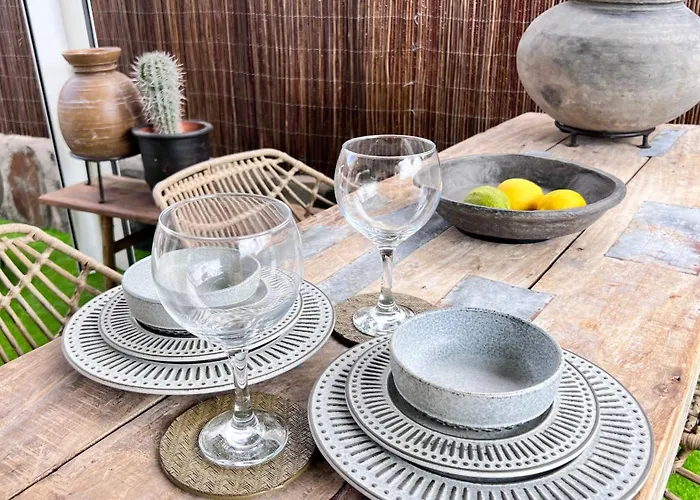 Casa Boutique Luxury Yumbo بيت للعطل بلايا ديل إنغلز